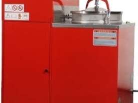 BECCA 25 LTR SOLVENT RECYCLING MACHINE - picture0' - Click to enlarge