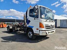 2009 Hino FC4J - picture0' - Click to enlarge