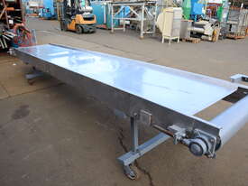 Motorised Belt Conveyor - 5m long - picture1' - Click to enlarge