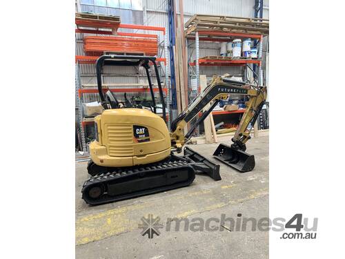 CATERPILLAR - 303E2 CR Mini Excavator - 2016