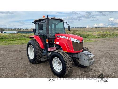 Massey Ferguson 4608