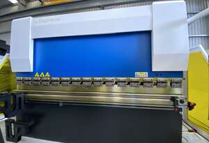 High-Quality Precision Press Brake * BOSCH REXROTH, SIEMENS & SCHNEIDER COMPONENTS *