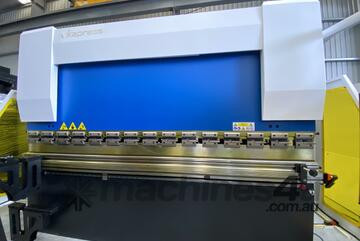 High-Quality Precision Press Brake * BOSCH REXROTH, SIEMENS & SCHNEIDER COMPONENTS *