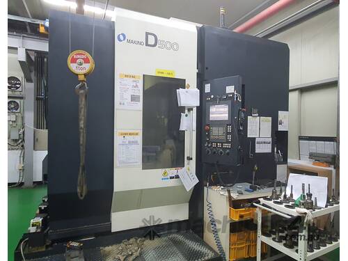 2014 Makino D500 Simultaneous 5-axis Vertical Machining Centre