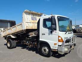 Hino FC - picture0' - Click to enlarge