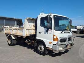 Hino FC - picture0' - Click to enlarge