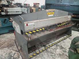 Guillo Air Guillotine (air operated) - picture0' - Click to enlarge