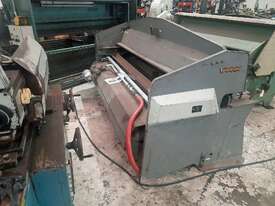 Guillo Air Guillotine (air operated) - picture2' - Click to enlarge