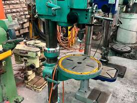 Ausino Geared Head Pedestal drill - picture0' - Click to enlarge