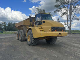 Caterpillar 740 Dump Truck  - picture2' - Click to enlarge