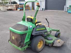 John Deere Z997R - picture2' - Click to enlarge