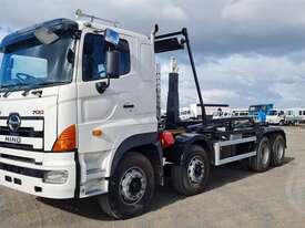 Hino FY - picture2' - Click to enlarge