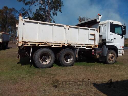 UD Tipper truck