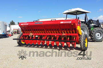 FARMTECH BM 24 SINGLE DISC SEED DRILL (4.17M) FARMTECH BM 24 SINGLE DISC SEED DRILL (4.17M)