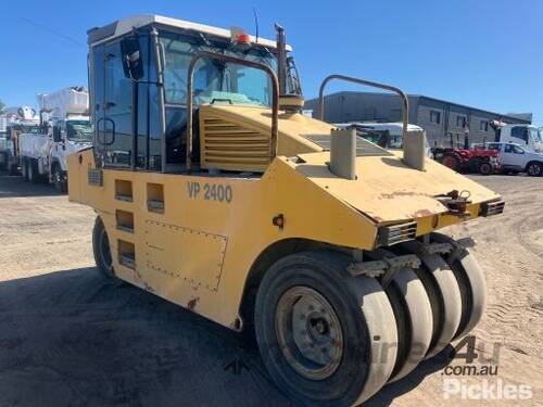 2002 Multipac VP2400 Multi Tyred Roller