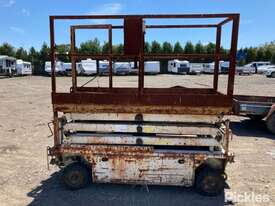 Unknown Scissor Lift - picture0' - Click to enlarge