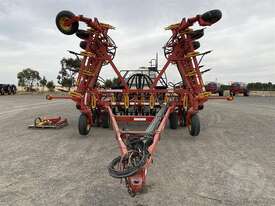 Bourgault 8810 40ft & 6280 TBH - picture1' - Click to enlarge