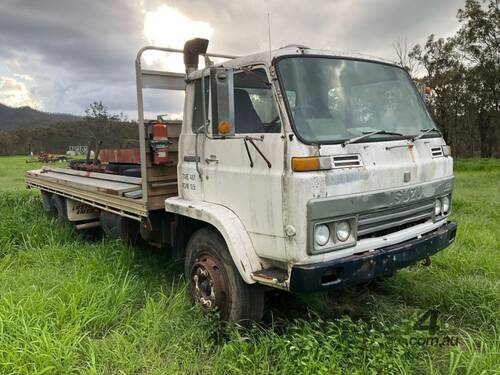 1983 Isuzu Forward JCR500