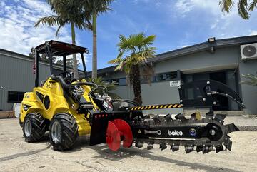   Hyload WTL30 Articulated Mini Loader (Trencher Pack)