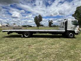 Hino 500 Series GH1728 4x2 Traytop Truck. - picture1' - Click to enlarge
