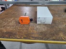 Belimo Duct/Immersion Sensor Passive x 4 - picture0' - Click to enlarge