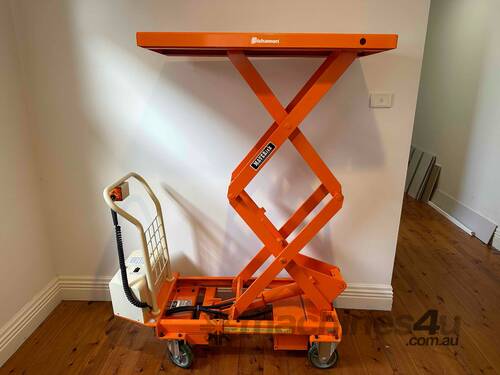 Scissor Lift Table - Mobile - Battery Operated