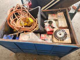 Crate Of Wire Buffs - picture0' - Click to enlarge