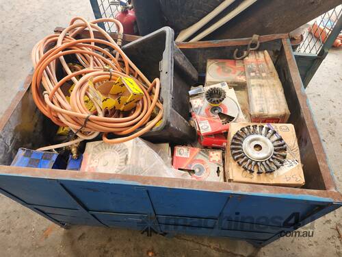 Crate Of Wire Buffs