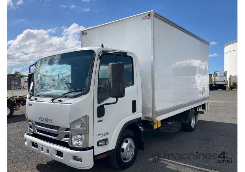 Buy Used 2016 Isuzu NPR 45 155 Dual Cab Trucks in , - Listed on Machines4u