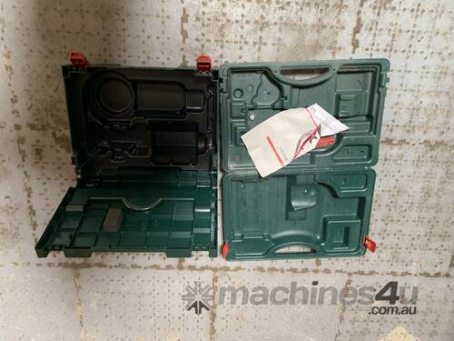 Metabo Angle Grinder with Case
