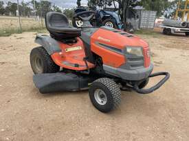 2008 HUSQVARNA LTH1797 RIDE ON LAWN MOWER - picture0' - Click to enlarge
