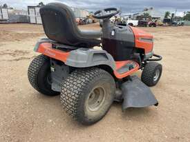 2008 HUSQVARNA LTH1797 RIDE ON LAWN MOWER - picture1' - Click to enlarge