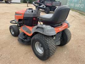 2008 HUSQVARNA LTH1797 RIDE ON LAWN MOWER - picture2' - Click to enlarge