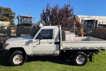 Toyota Landcruiser VDJ79R Tray Back 4x4 2010 183000km SN1594 1IEN993