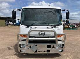 2014 Nissan UD MKB8E Service Body - picture0' - Click to enlarge
