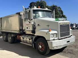 2005 Mack Trident CLS 6x4 Tipper - picture1' - Click to enlarge