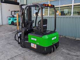 iMOW 1.8T Lithium Electric Counterbalance Forklift | 3 Wheeler - picture0' - Click to enlarge