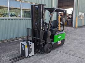 iMOW 1.8T Lithium Electric Counterbalance Forklift | 3 Wheeler - picture1' - Click to enlarge