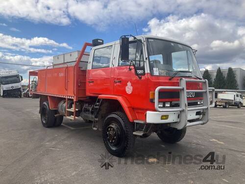 1990 Isuzu FTS700 4X4 Rural Fire Truck