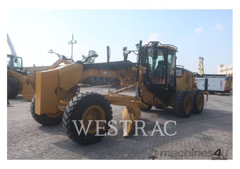 caption CAT 140M Motor Graders