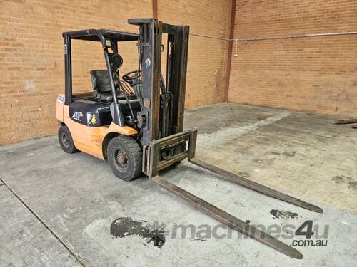 1998 Toyota 02-7FD25 Container Mast Forklift