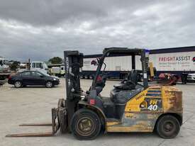 2015 Komatsu FH40 Counter Balance Forklift - picture2' - Click to enlarge