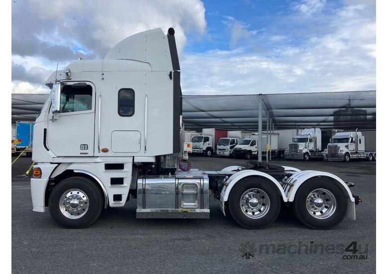 caption 2014 Freightliner Argosy 101 Prime Mover
