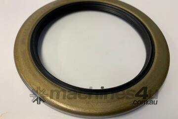 Case IH Oil Seal (Part # 84842C1)
