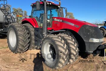 2016 Case IH Magnum 340 Ultimate FWA Tractor 340hp - Luxury Cab, Low Hours