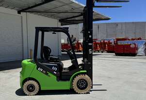 Brand New UN 2.5T Lithium Forklift