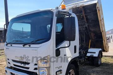 2016 Isuzu NPR 45/155 Tip Truck