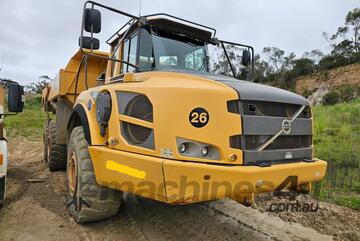 2012 VOLVO A35F ARTICULATED DUMP TRUCK WITH TAILGATE