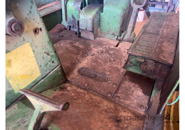 caption John Deere 4020 Tractor