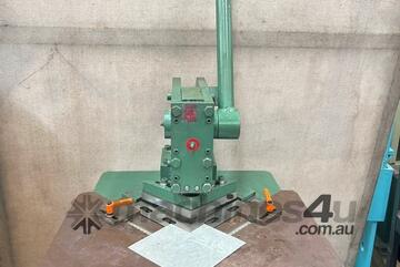 Jorg model 1010 corner notcher 150mm x150mm x 1.6mm